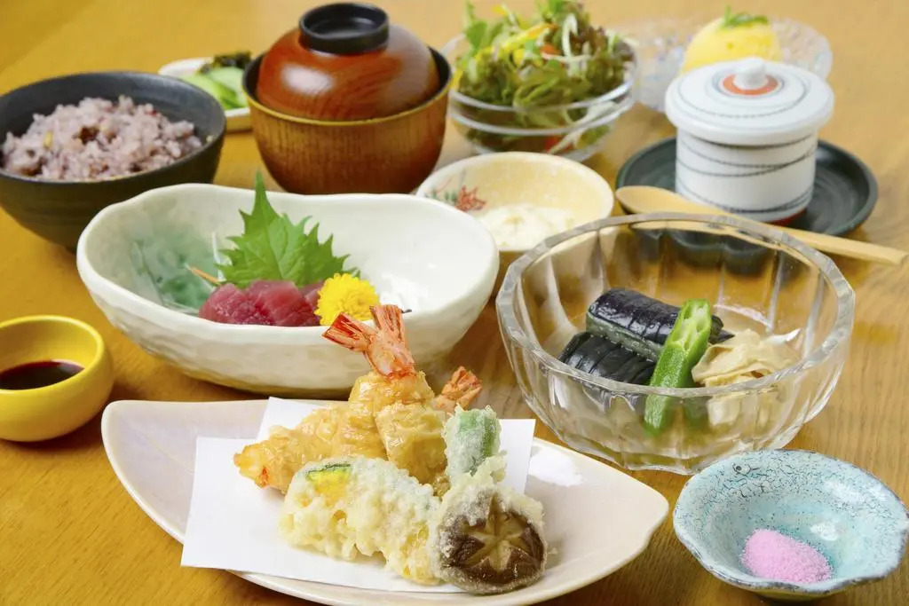 Hotel Nadeshiko