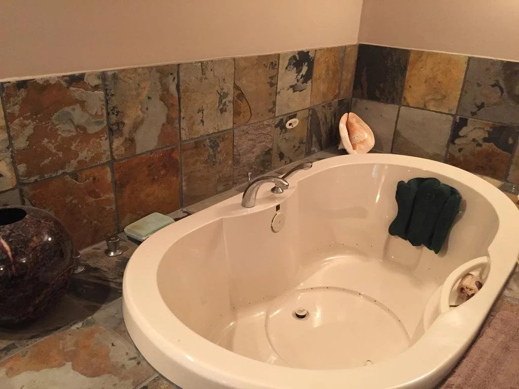 Mediterranean Edmonton B&B