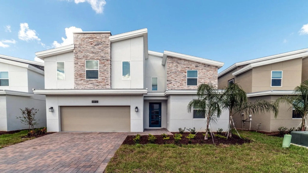 Spacious 9BR Home With Private Pool SPA Golf View