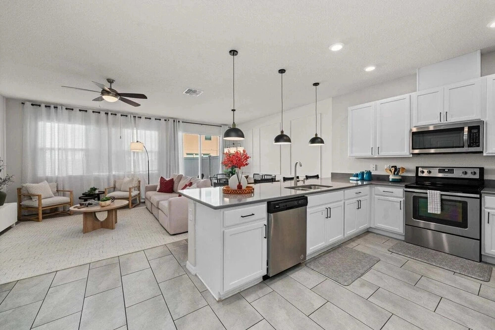 Newly Renovated! Charming Challet at Compass Bay