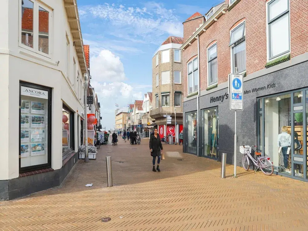 Beautiful Holiday Home Near Sea In Katwijk(No Front Desk Please Contact The Property 5 Days In Advance)