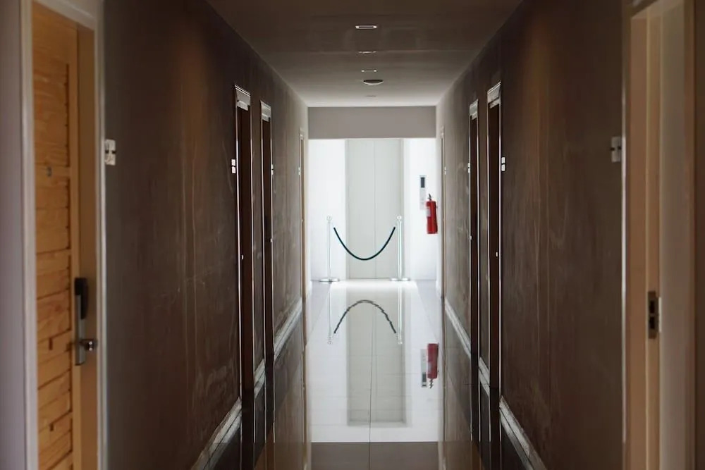 SR Residence Hotel
