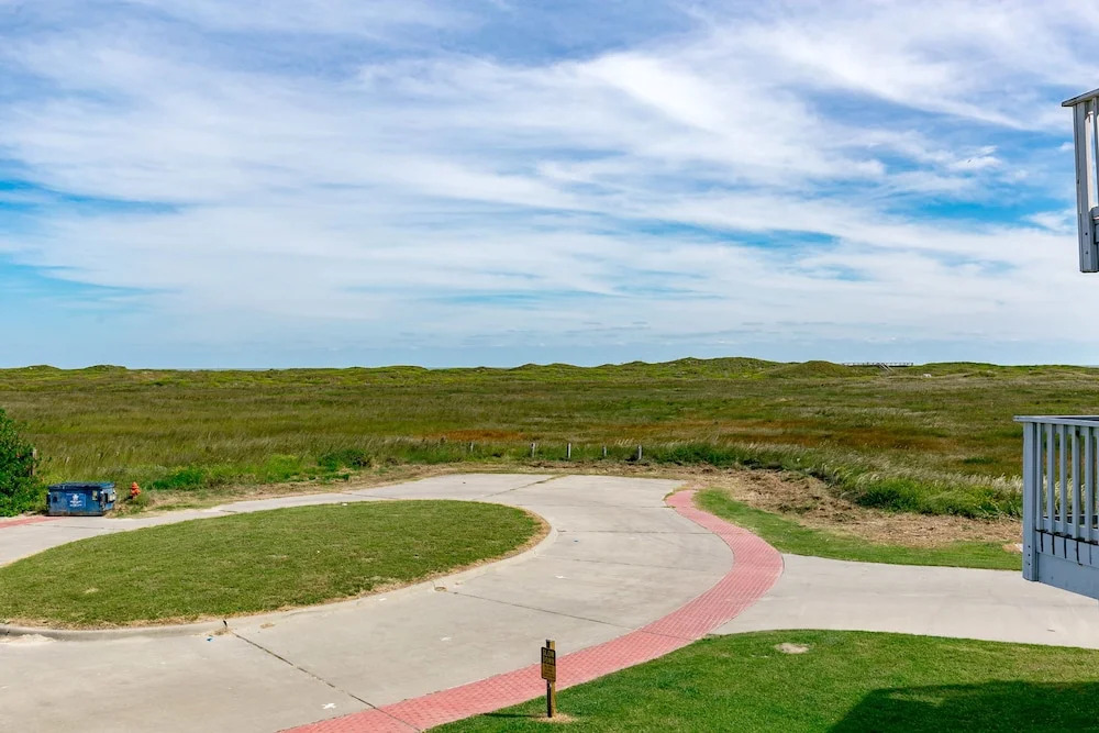 Coastal Retreat - 2 Br condo