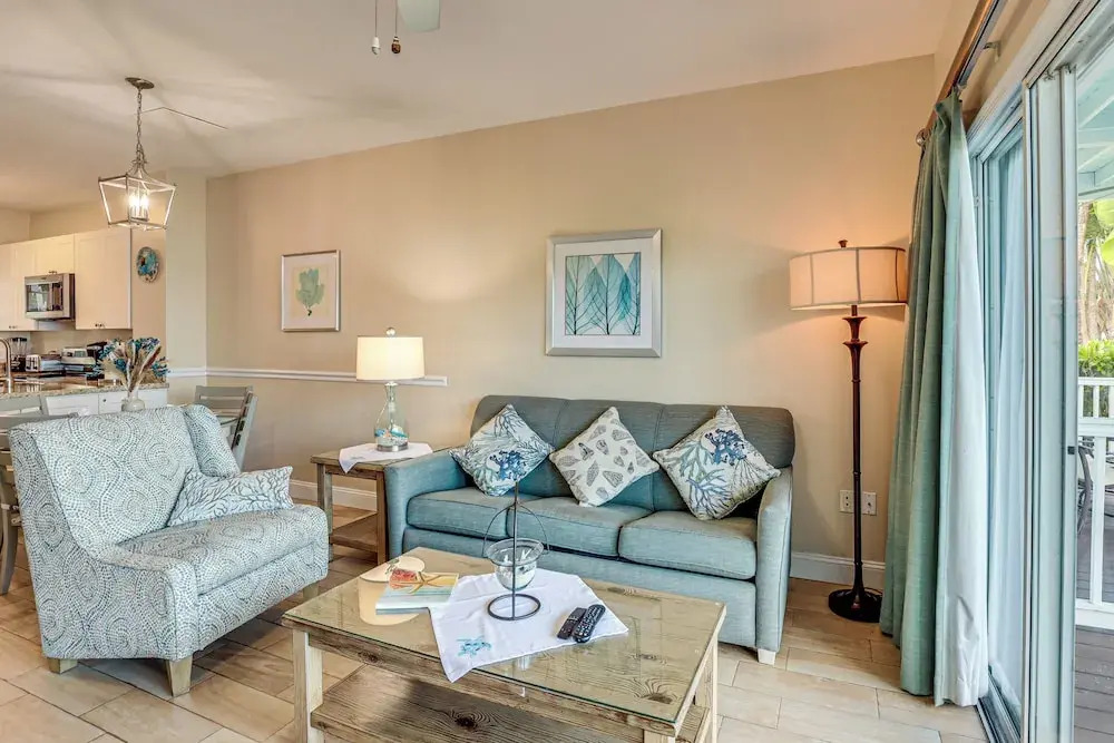 Oceanfront Duck Key Villa: 2 Marinas Steps Away