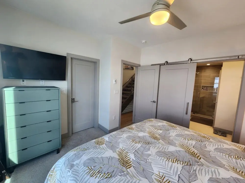 310d 4th Street 2 Bedroom Townhouse