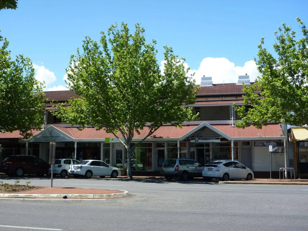 Adelaide Travellers Inn Backpackers Hostel