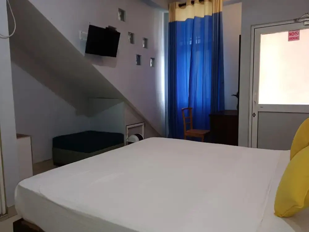 La Cozy Hotel & Restaurant