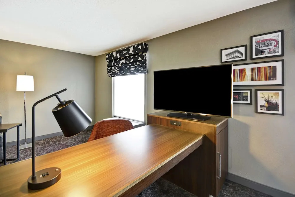 Hampton Inn & Suites Columbus-Easton Area