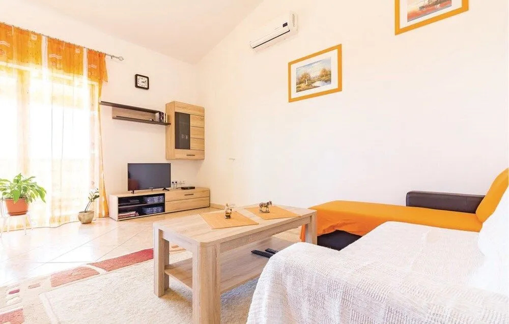 Apartment Stinjan