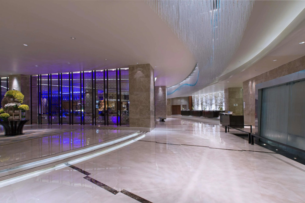 Sheraton Grand Bangalore Hotel at Brigade Gateway