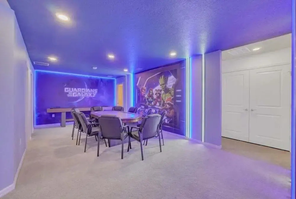 10 BED - 8 BATH Villa Gamesroom & Pool 16284Saint villa