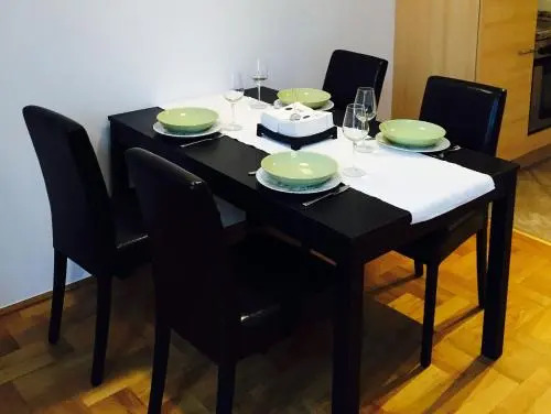 Gozsdu Apartment