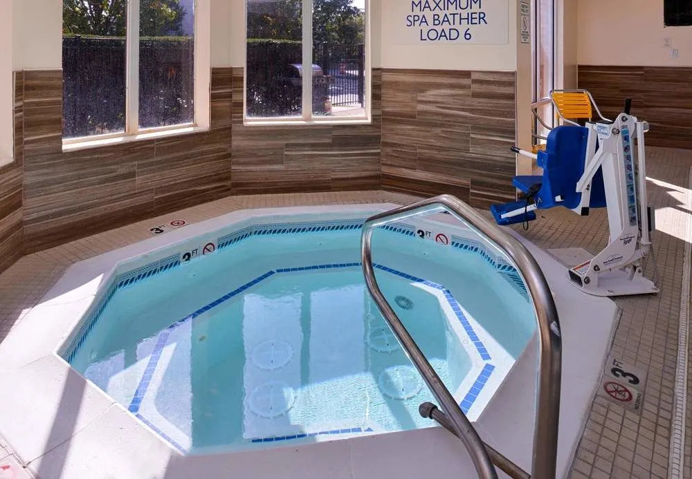 Fairfield Inn & Suites Louisville North