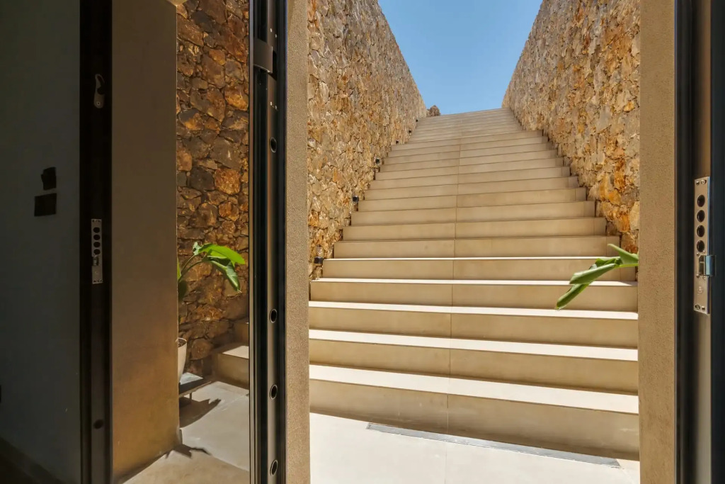 ARion Aesthesis Villa Fire Pit & Heated Pool