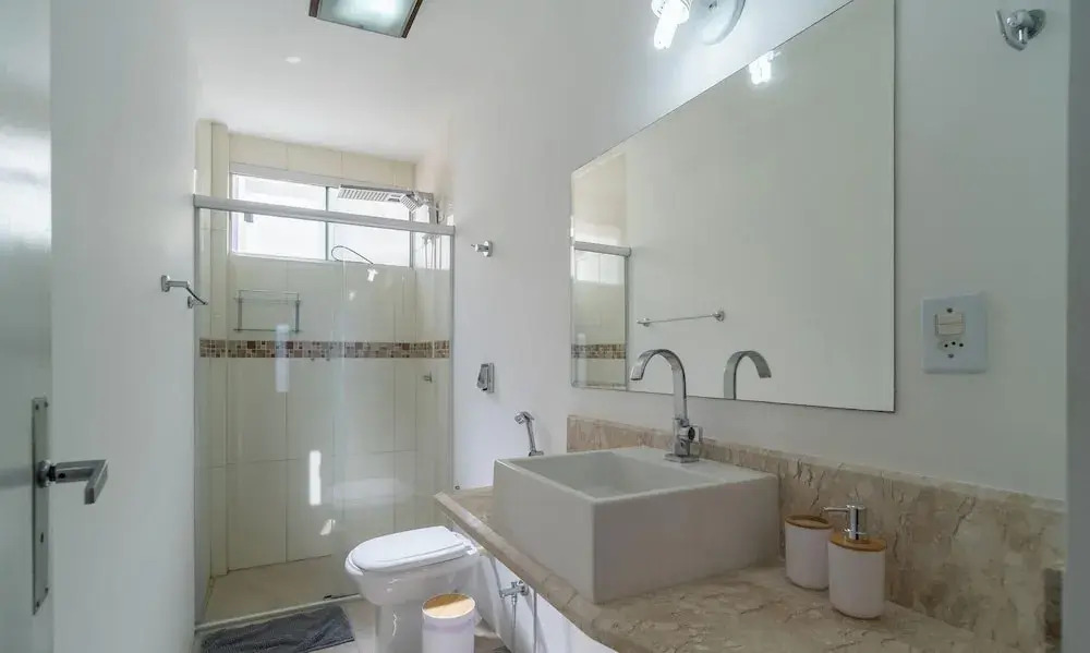 2 Bedroom Apartment in Downtown Floripa Ebe0804
