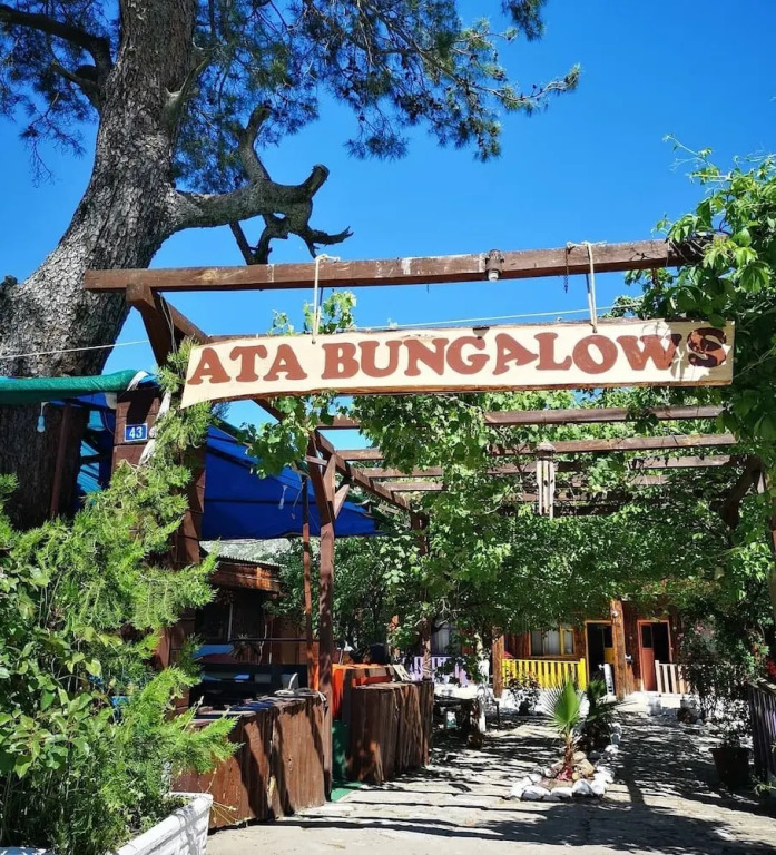 Ata Bungalows