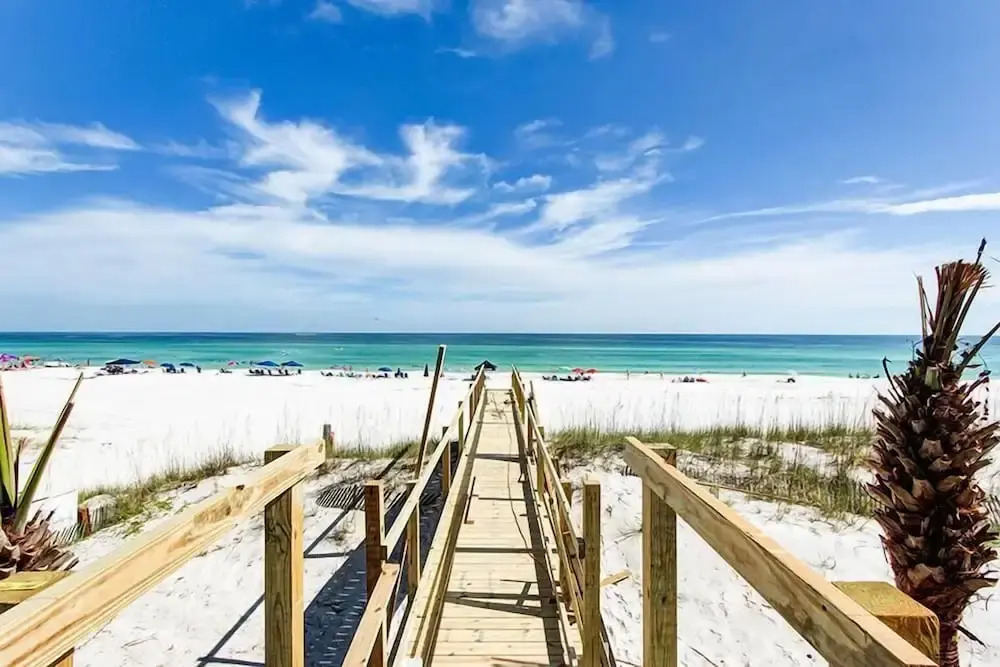 5 O'Clock Somewhere 8 Bedroom Holiday Home by Five Star Properties