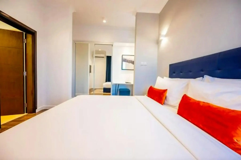 Отель Urban by CityBlue Hotel, Dar es Salaam