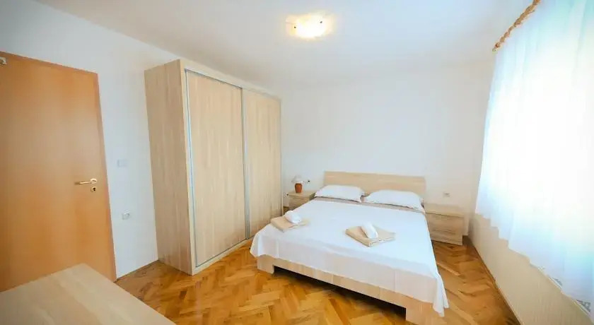 Apartments Jurisic