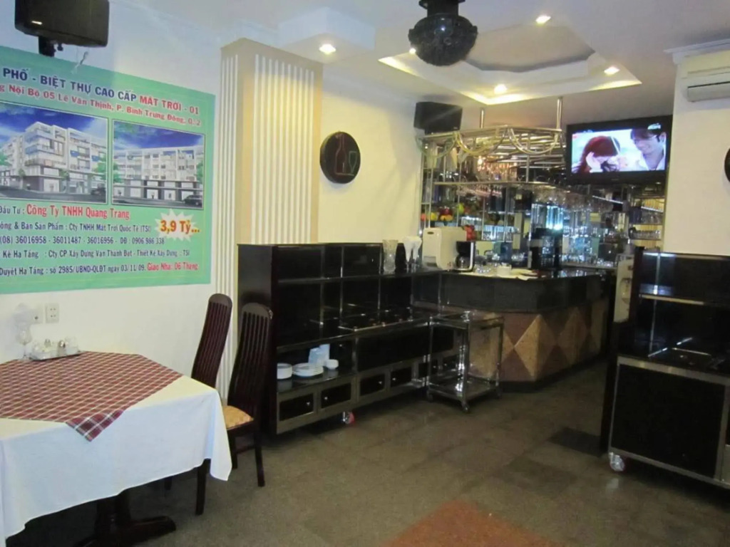 The Sun Hotel
