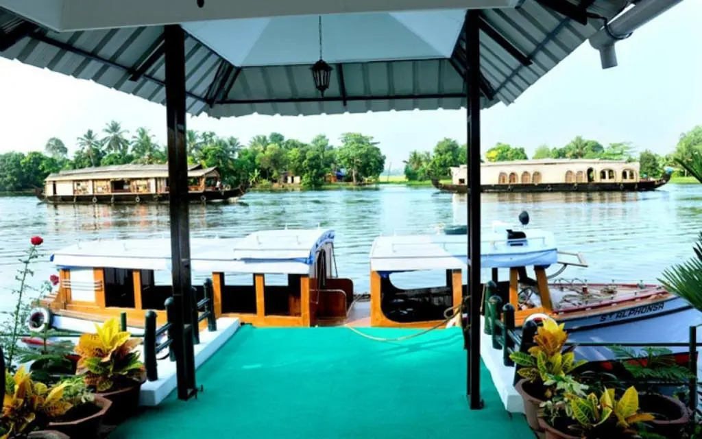 Riverine Resort