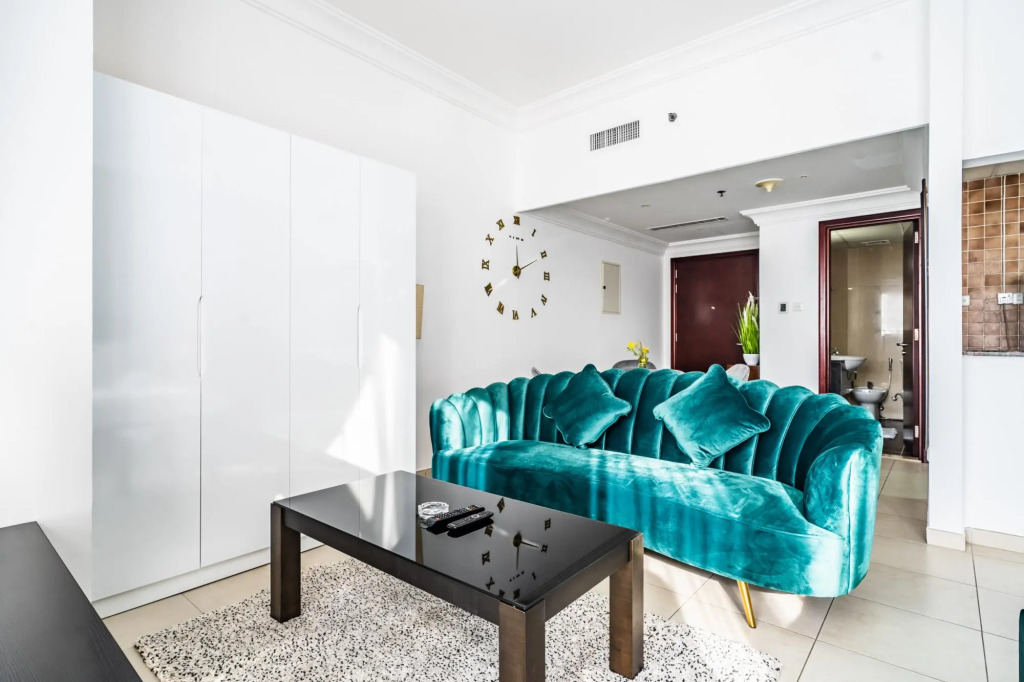 JLT - Lakeshore Tower 807