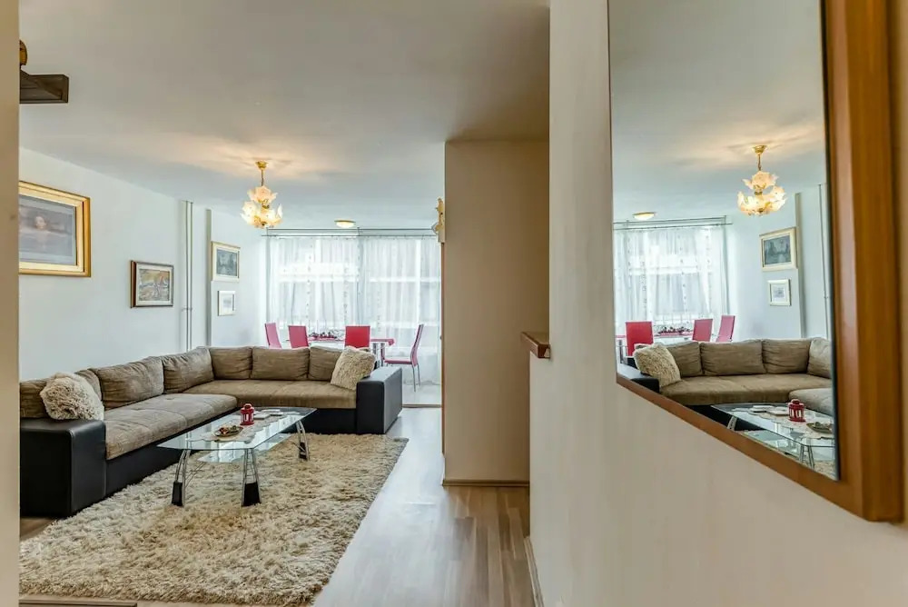 Apartment Tara