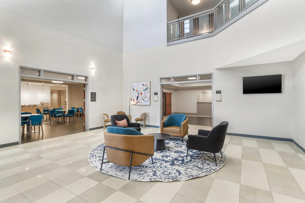Best Western Plus Rose City Conference Center Inn