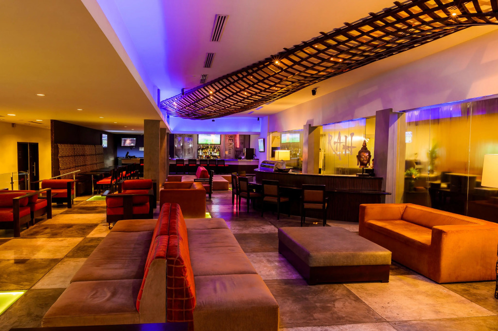 Riande Aeropuerto Hotel Casino