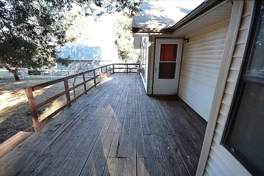 Cliff Cabin - Three Bedroom Cabin