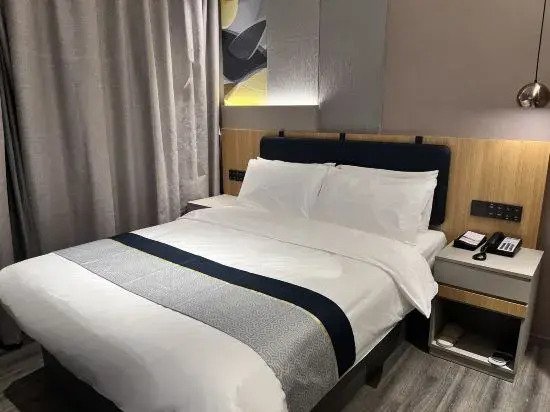Homeinn Selected Hotel (Longkou Huang County Avenue Zhenhua Commercial Building)