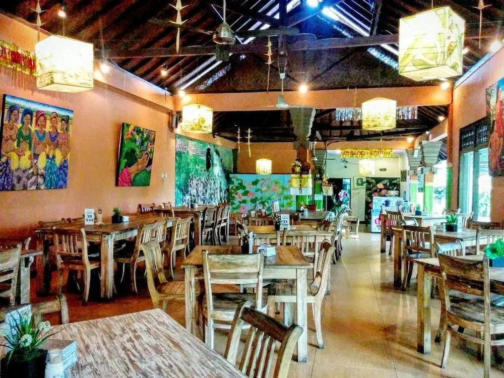 Nyoman Ada Resort
