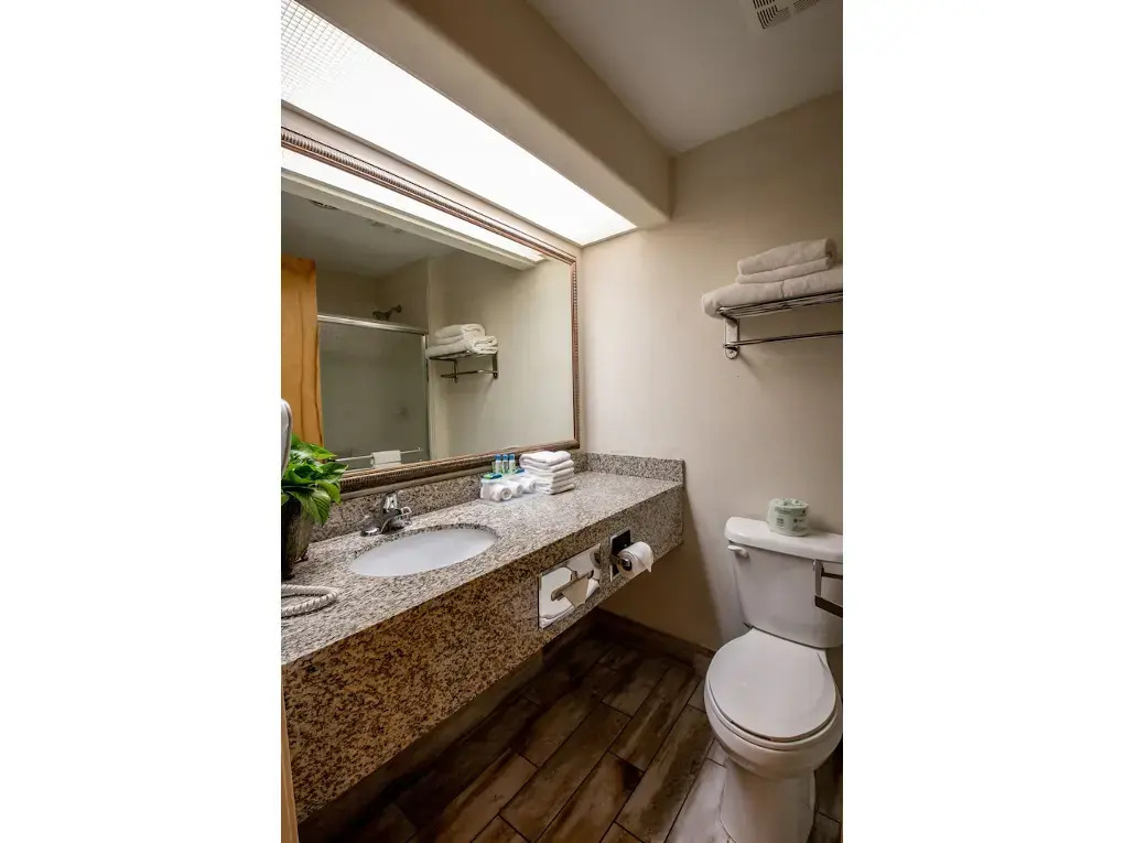 Moncks Corner Inn