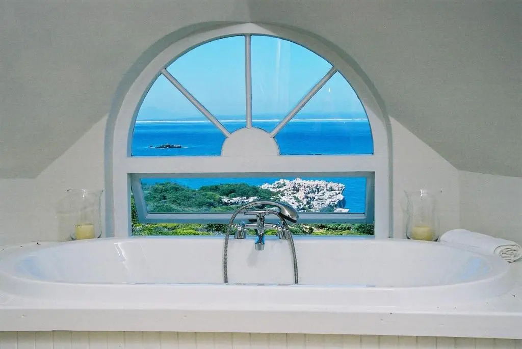 11 WESTCLIFF RENTALS