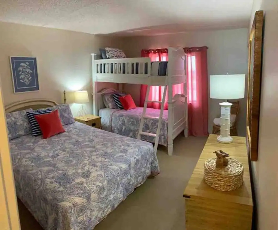 Oceanfront 2BR Condo with Breathtaking Views NSB