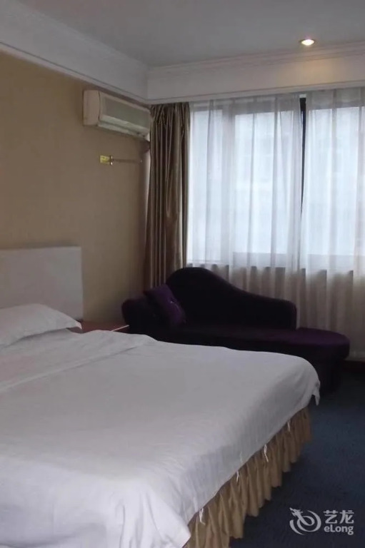 Wuhan Huiyuan Hotel