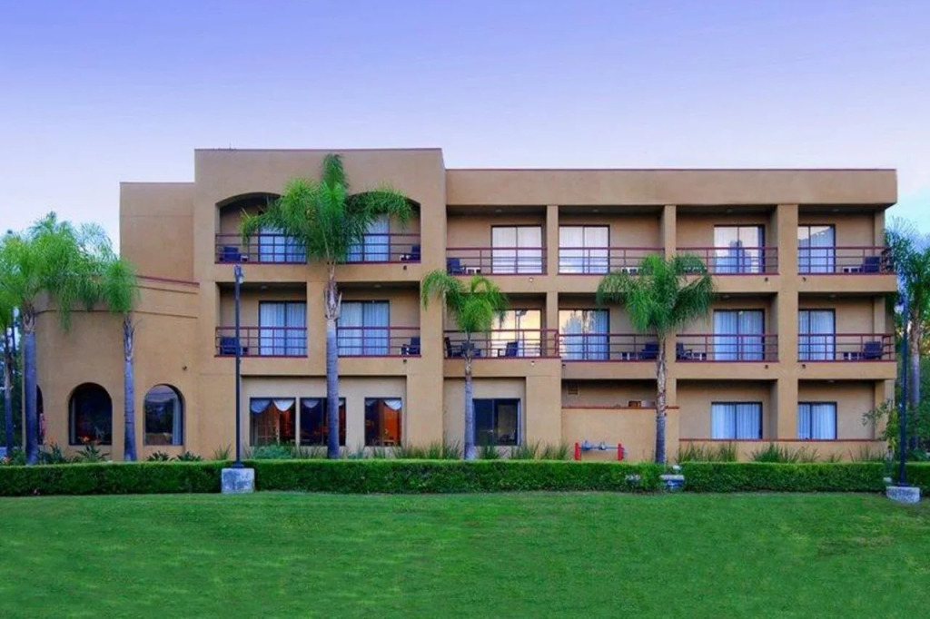Tiller House, Laguna Hills, a Tribute Portfolio Hotel