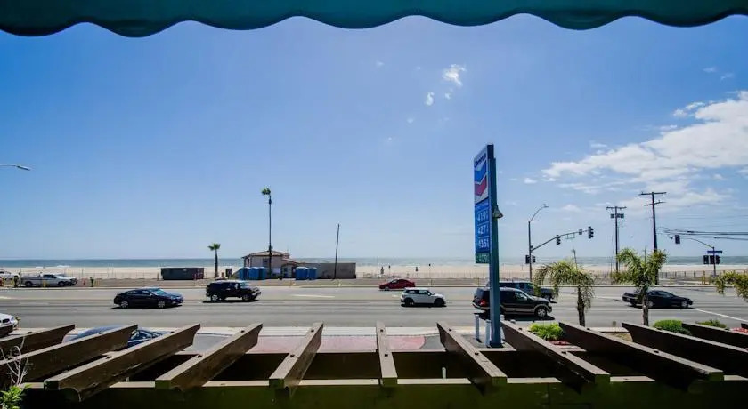 Entrada Playa Suites