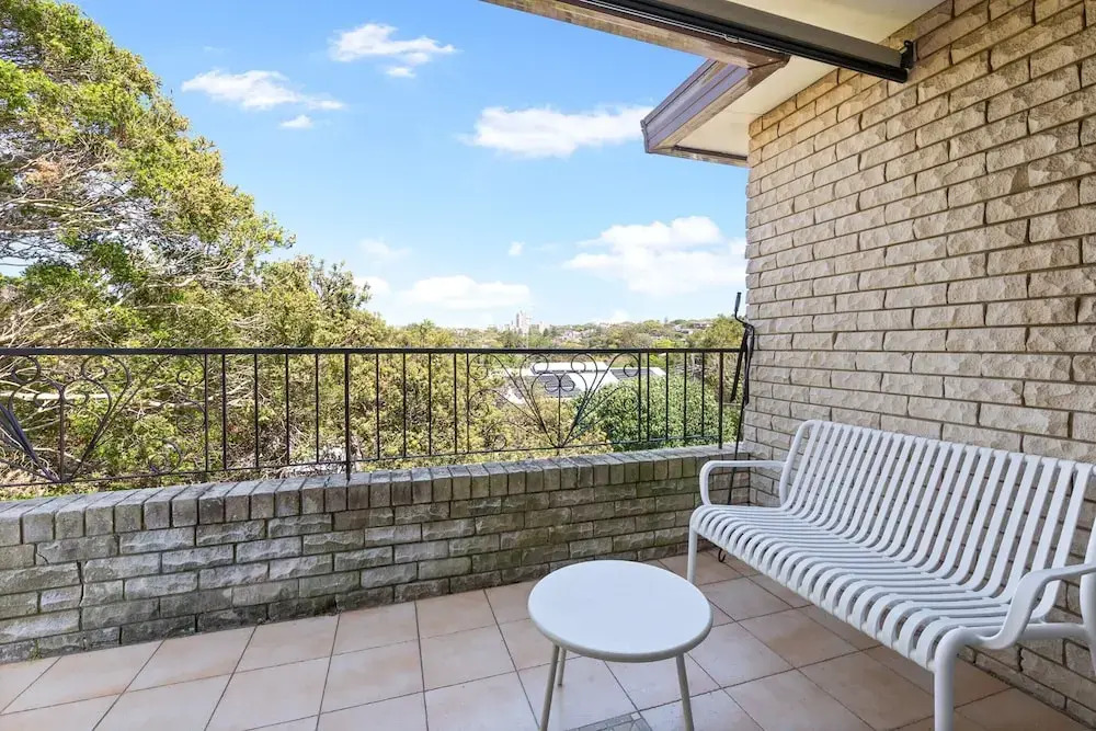Bright 2-bedroom Apartment Near Coogee Beach