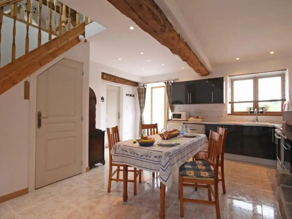 Grange restaurée avec jardin, animaux acceptés, WiFi inclus - FR-1-497-63