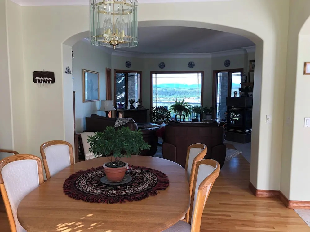 Rocky Mountain View Bed & Breakfast