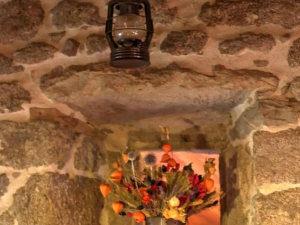 Gîte authentique et confortable pour 6 dans le Forez - FR-1-496-16