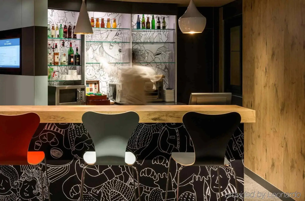 ibis Paris La Defense Courbevoie
