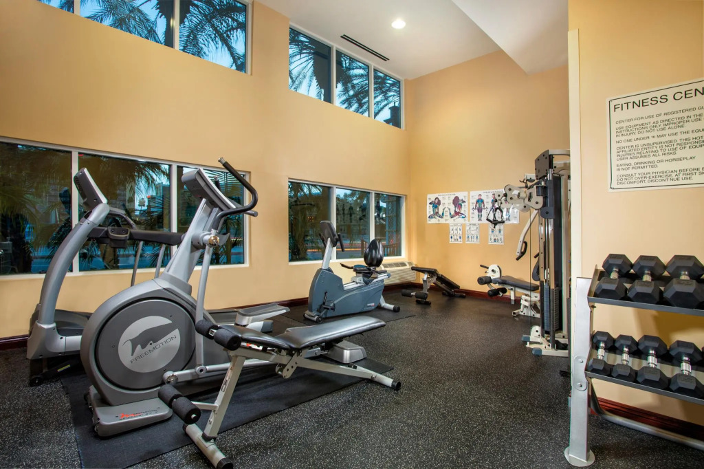 Desert Palms Hotel & Suites Anaheim Resort
