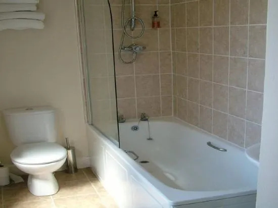 Aberdour Hotel, Stables Rooms & Beer Garden