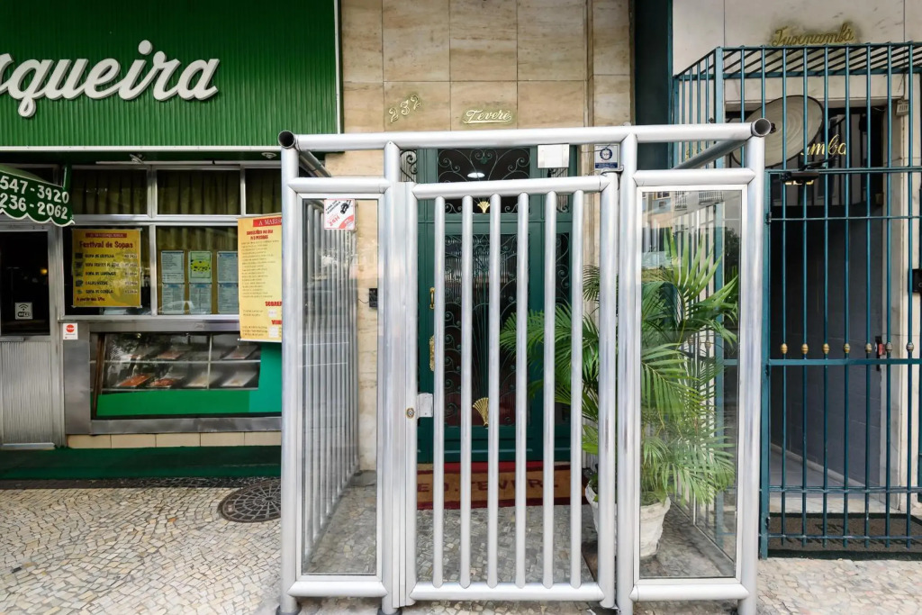 Pineapples BR403 - Apartamento 2 quartos em Copacabana 300m da praia