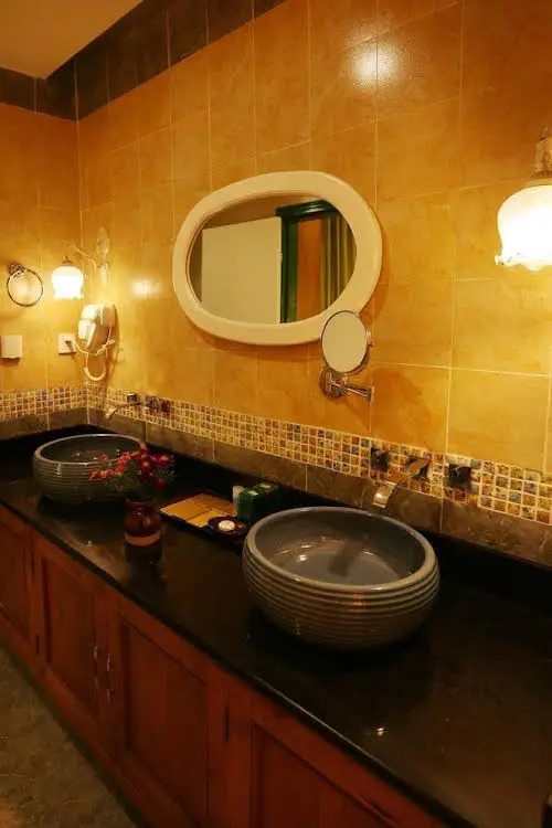 Lijiang Nagelan Inn