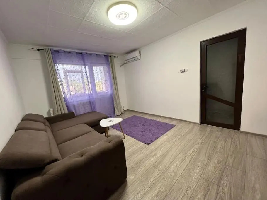 Cozy & complete 2 room flat