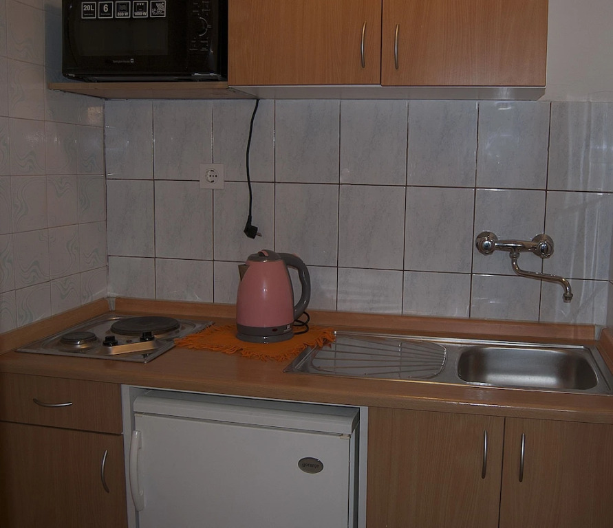 Apartments and Rooms Slavica