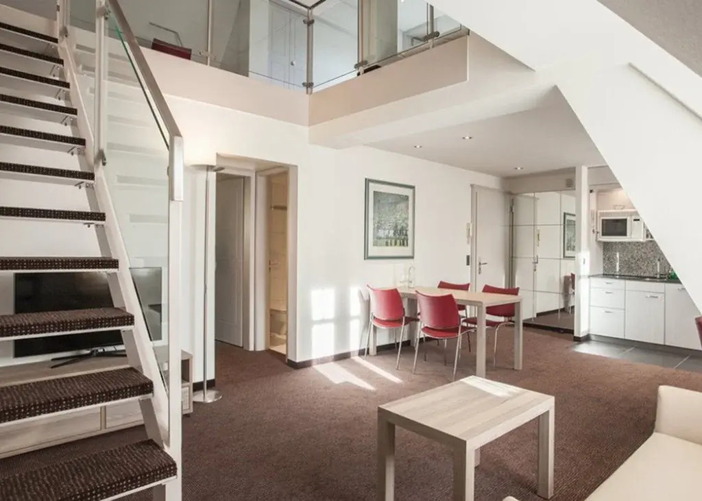 EMA House Hotel Suites